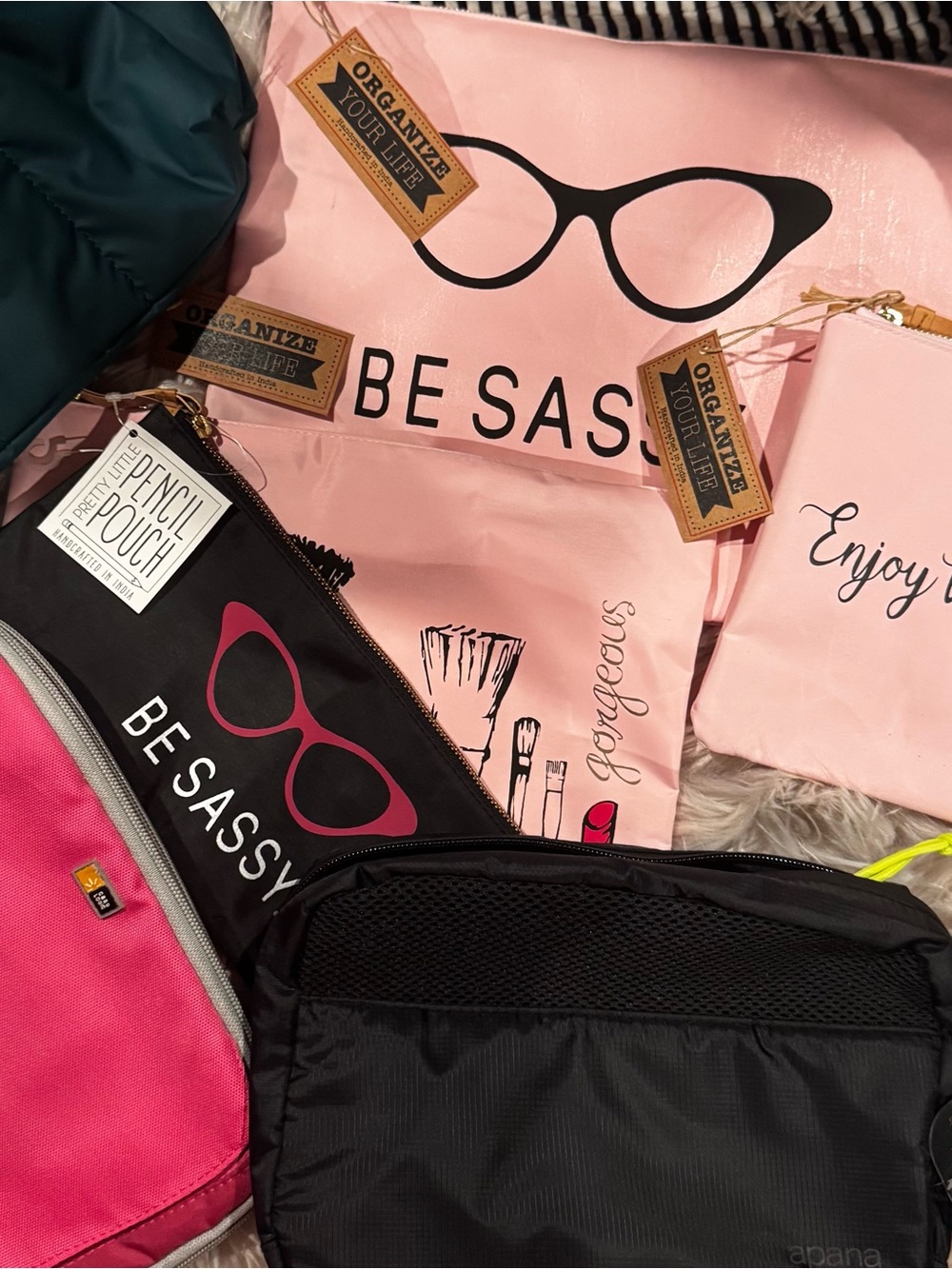 Sassy bundle - Picture 1 of 12